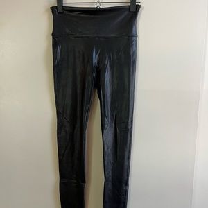 SPANX Ready to Wow Black Faux Leather Leggings Size Medium